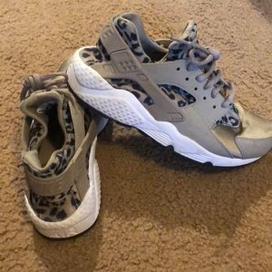 cheetah huaraches